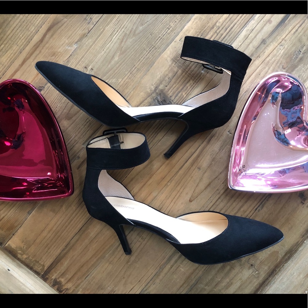 Liz Claiborne Black Heels